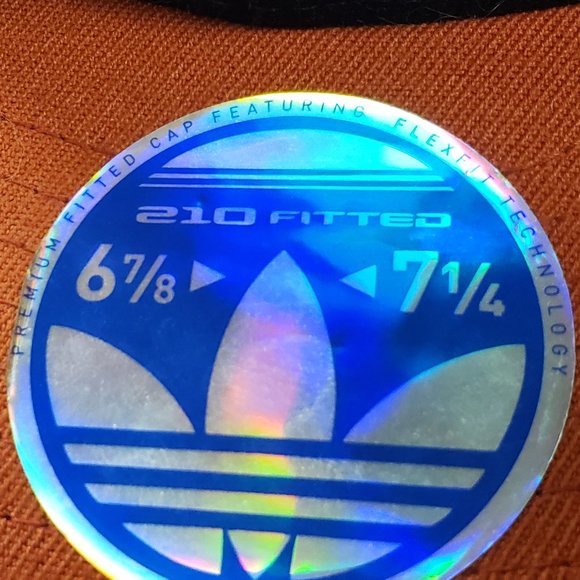 adidas Miami Heat Alternate Logo 210 Fitted cap ( sz 6 7/8 - 7 1/4) - Picture 3 of 8